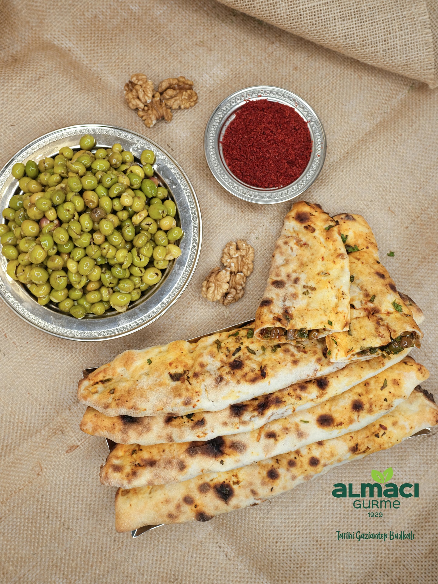 Zeytinli Börek - Almacı Pazarı