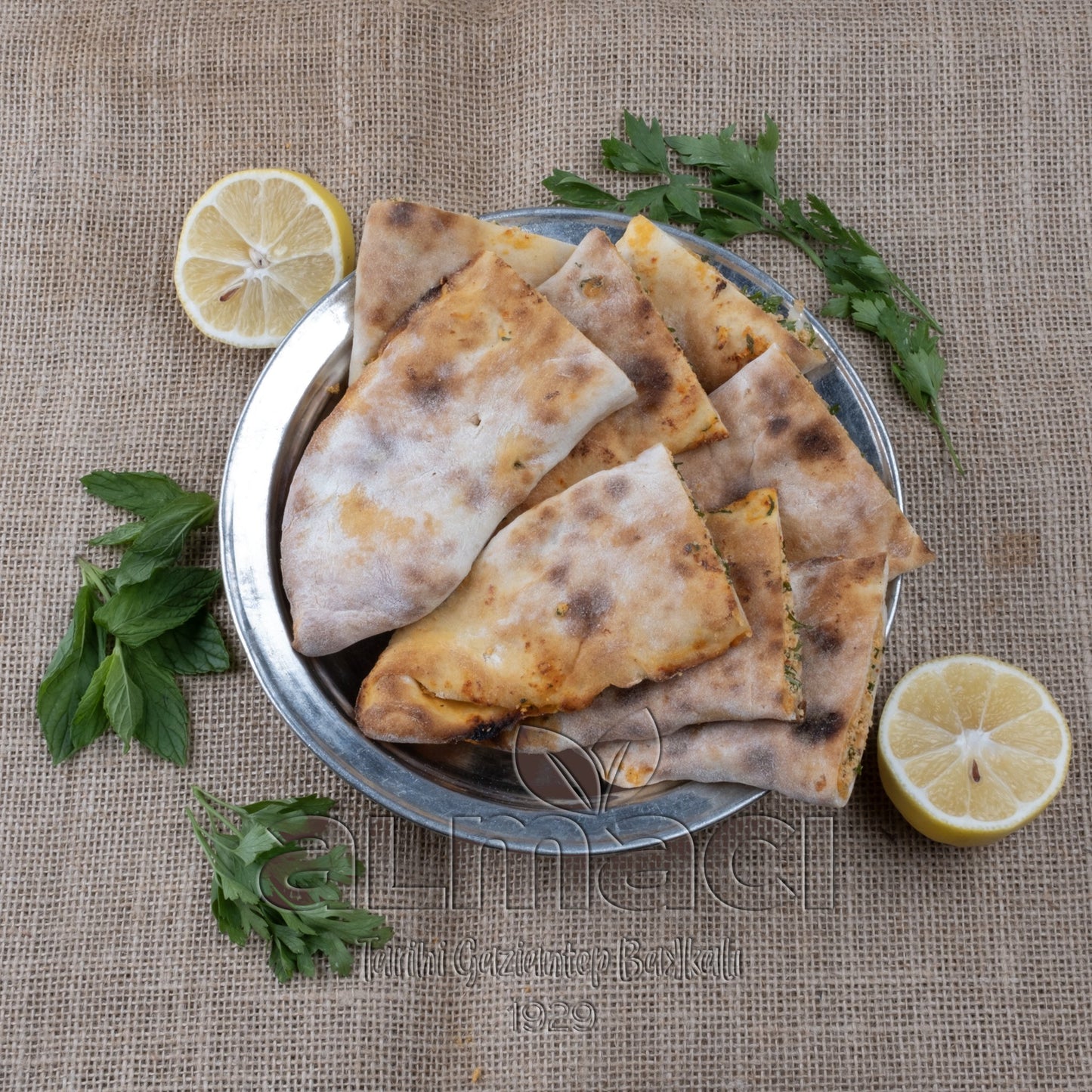 Peynirli Börek Sebzeli - Almacı Pazarı