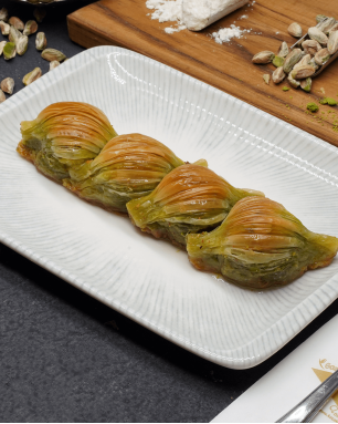 Midye Baklava - Almacı Pazarı