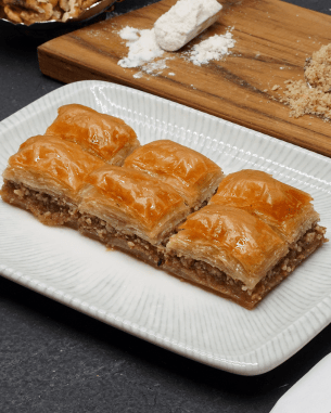 Cevizli Baklava - Almacı Pazarı